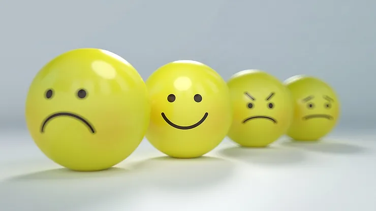 imagem de emojis amarelos com diferentes tipos de emoções.